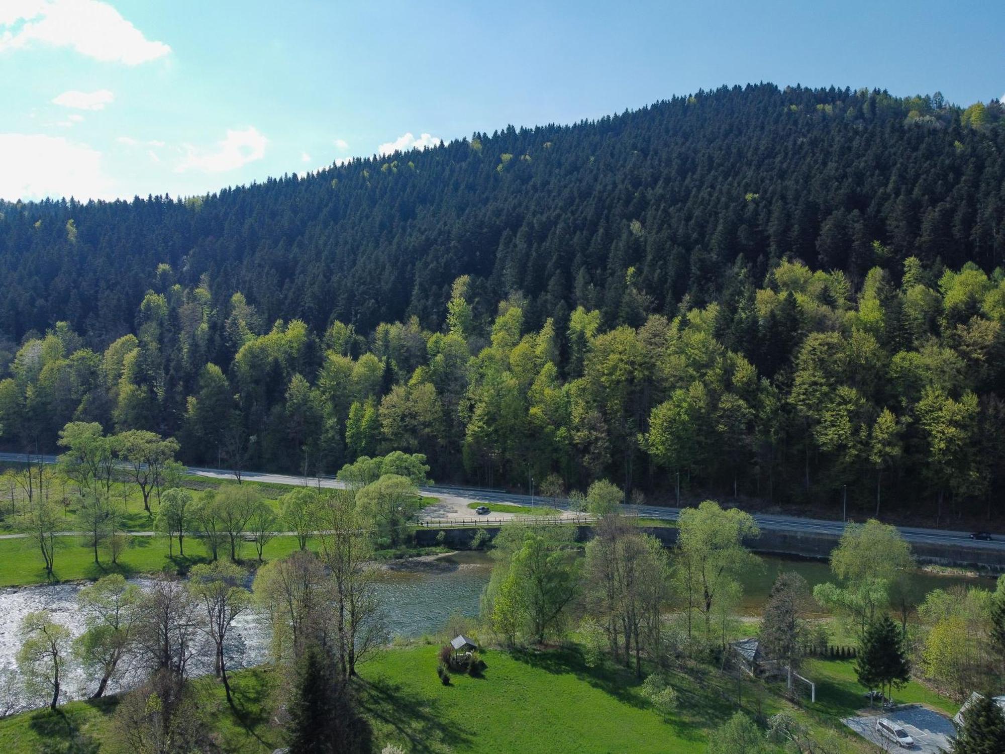 Sloneczne Domki Krościenko Exteriör bild